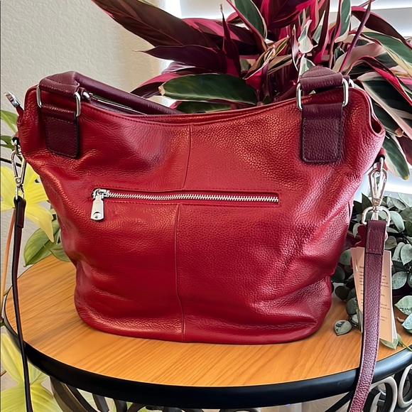 Over Earth Large Crossbody Bag NWT - Picture 10 of 17